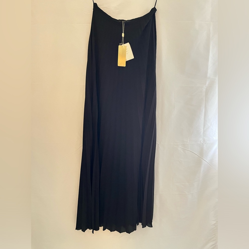 Maria Valentina Pleated Elegant Maxi Skirt XS